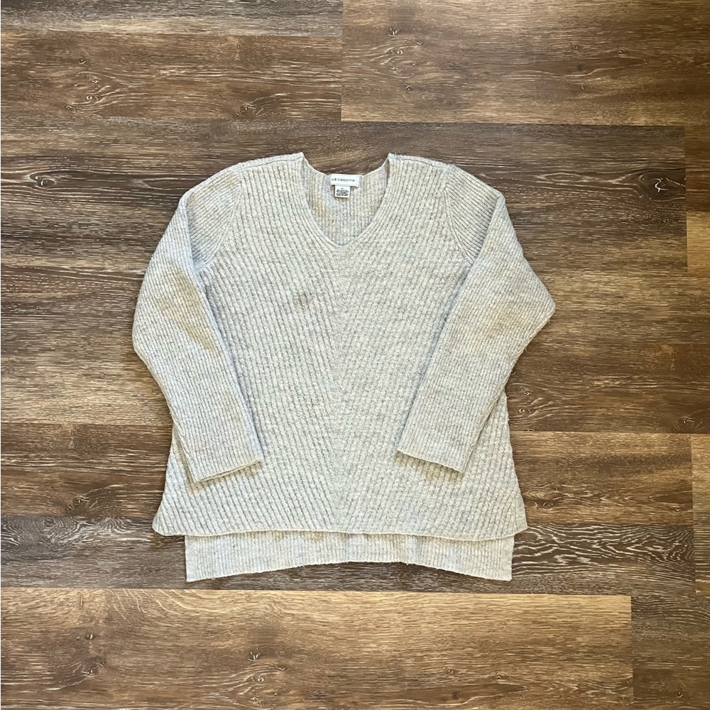 Liz Claiborne Men's Cream V-Neck Sweater